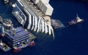 costaconcordia16_562_355