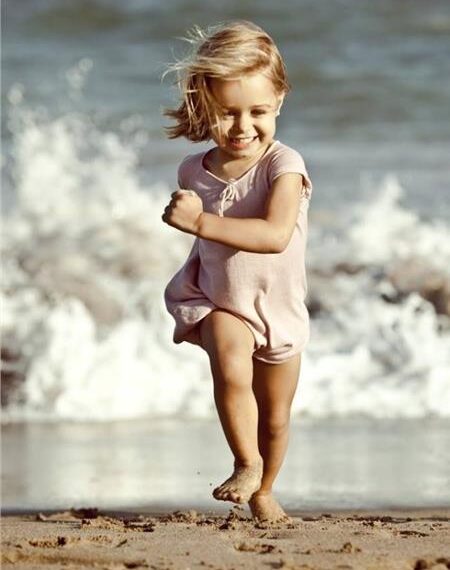 5 μαθήματα ευτυχίας που μας δίνουν τα παιδιά μας