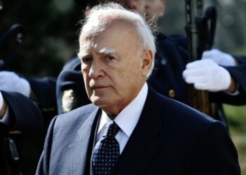 Παπούλιας: Η Ελλάδα δεν υποκύπτει στους εκβιασμούς – ο λαός έδωσε ό,τι μπορούσε να δώσει