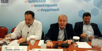 Οι δήμαρχοι λένε «όχι» στην αναδιάρθρωση του «Καλλικράτη»