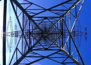 Τρόικα: Έτσι θα ανοίξετε την λιανική αγορά ηλεκτρισμού