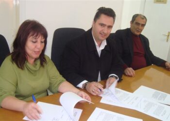 Υπογράφηκε η σύμβαση αντικατάστασης του δικτύου ύδρευσης της Τ.Κ. Προαστίου