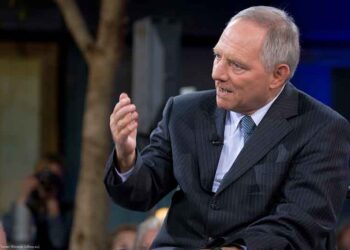 Schauble: Η Ελλάδα έχει σημειώσει πρόοδο
