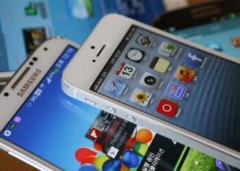 Έκλεψε iphone και έστειλε τις επαφές στον ιδιοκτήτη για να μη τις χάσει!