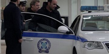 Για τις 30 Δεκεμβρίου αναβλήθηκε η δίκη Λιάπη για τις πλαστές πινακίδες