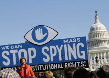 Παράνομες οι παρακολουθήσεις λέει η αμερικανική δικαιοσύνη