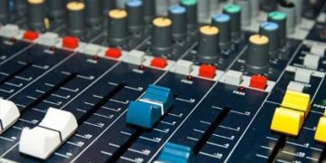 Ξανά στον αέρα το πρόγραμμα της πρώην ΕΡΤ