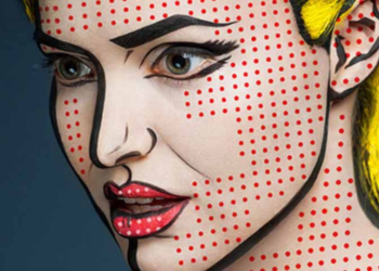 Ρώσοι καλλιτέχνες χρησιμοποιούν μεικ-απ για να μετατρέψουν πρόσωπα σε εικόνες