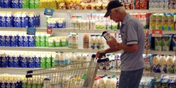 «Πρωταθλήτρια» Ευρώπης η Ελλάδα με αποπληθωρισμό -2,9%