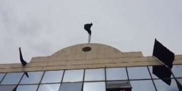 Μαύρη σημαία στην ΕΡΤ3 (video)