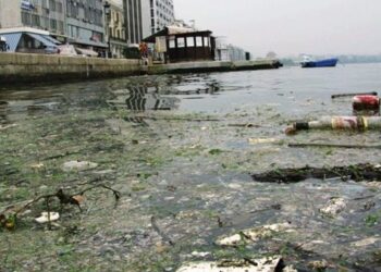 15.000 κυβικά μέτρα βιομηχανικών λυμάτων την ημέρα στο Θερμαϊκό Κόλπο