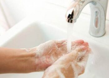 Πλένεις τα χέρια σου; Το 95% των ανθρώπων δεν το κάνει!