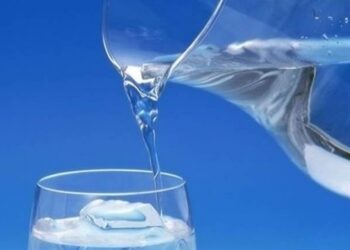 9 λόγοι για να πίνουμε νερό