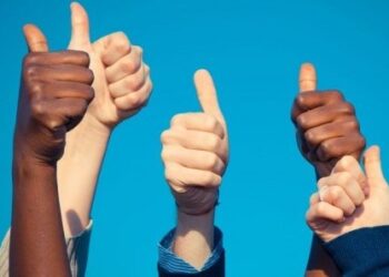 ΔΗΜΟΣ ΕΟΡΔΑΙΑΣ: Εκπαίδευση μεταναστών στην ελληνική γλώσσα, την ελληνική ιστορία και τον ελληνικό πολιτισμό