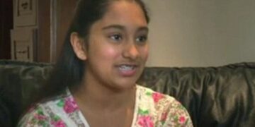 Mια 13χρονη Ινδή «εξυπνότερη» από Χόκινγκ και Αϊνστάιν! (video)