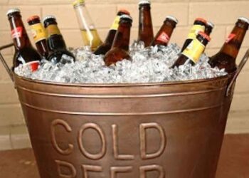Πώς να παγώσετε σε 3 μόλις λεπτά τις ζεστές μπύρες και αναψυκτικά!