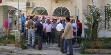 Όχι στη μείωση των συντάξεων, ναι στη μείωση των υπέρογκων ασφαλιστικών εισφορών