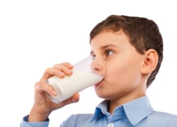 Παρατείνεται η προθεσμία υποβολής αιτήσεων έγκρισης συμμετοχής στην επιδότηση κατανάλωσης γάλακτος στα σχολεία