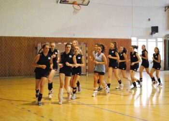 ΒΟΛΕΪ: Άναψε τις μηχανές η Εθνική Κορασίδων στη Πτολεμαΐδα