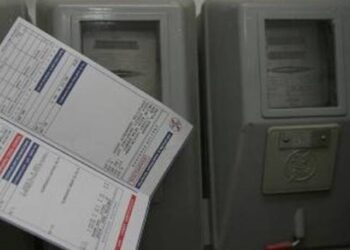 Ο Συνήγορος Καταναλωτή προς ΔΕΗ: “Επανασυνδέστε το ρεύμα-ρυθμίστε χρέη”