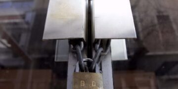 ΦΟΡΟΔΙΑΦΥΓΗ ΣΔΟΕ: Κυνήγι αποδείξεων και ¨λουκέτα¨ με 1.400 ελεγκτές