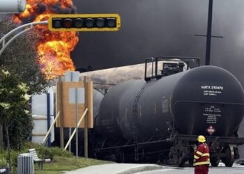 Καναδάς: Νεκροί θεωρούνται οι 30 αγνοούμενοι μετά την έκρηξη σε τρένο (video)