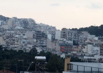 Αυθαίρετα: νόμιμα με 50 ευρώ το μήνα και ως 102 δόσεις – Όλες οι λεπτομέρειες