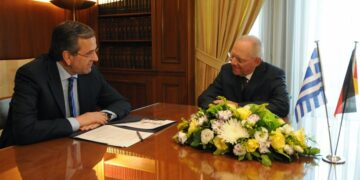 «Τώρα μόνο στήριξη, λεφτά ίσως αργότερα» το μήνυμα Σόιμπλε