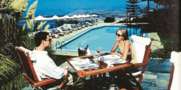 ΞΕΚΙΝΑ ΣΤΙΣ 19 ΙΟΥΛΙΟΥ Η ΔΙΑΝΟΜΗ ΔΕΛΤΙΩΝ Ποιοι και που μπορούν να κάνουν δωρεάν διακοπές – Όλη η λίστα με τα καταλύματα του ΕΟΤ