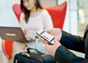 Εθνική Τράπεζα: Πληρώστε λογαριασμούς και αποκτήστε εισιτήρια μέσω κινητού