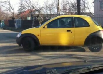 Βίντεο: Αρχάρια οδηγός «δίνει ρέστα»