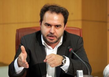 Ο πρόεδρος της ΓΕΝΟΠ-ΔΕΗ Νίκος Φωτόπουλος μιλά σε συνέντευξη τύπου της ομοσπονδίας, Τετάρτη 21 Μαΐου 2008.