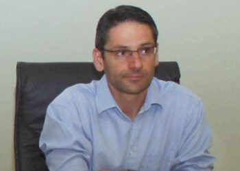 Λ. ΙΩΑΝΝΙΔΗΣ: Πελατειακή η λογική της δημοτικής αρχής για τα τραπεζοκαθίσματα