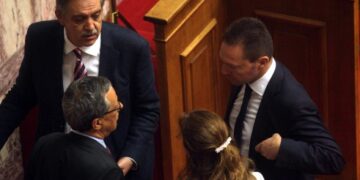 Απασφάλισε ο Κουκουλόπουλος με αιχμές για “τσαροποίηση” του Στουρνάρα