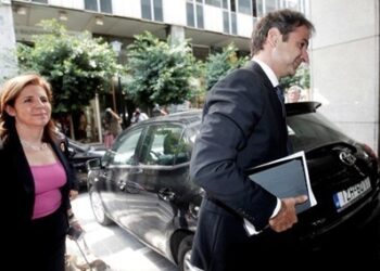 Συμφωνία για την κινητικότητα στο Δημόσιο – Έφυγε ο Μητσοτάκης