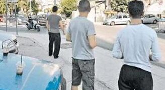 Περιμένοντας ένα μεροκάματο