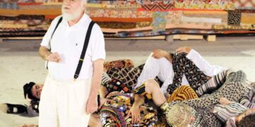 ΔΙΟΝΥΣΗΣ ΣΑΒΒΟΠΟΥΛΟΣ: Σκηνοθετώ τον “Πλούτο” σαν διαμαρτυρόμενος θεατής