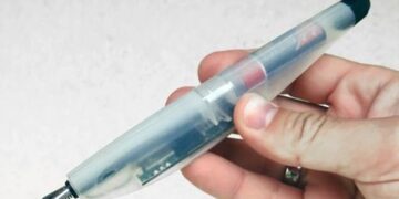 Το στυλό-δονητής που σε διορθώνει! (ΦΩΤΟ+ΒΙΝΤΕΟ)