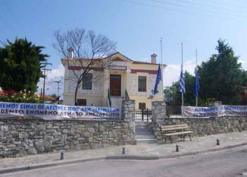 Με απαξία και χαλαρότητα αντιμετωπίζονται τα θέματα της περιοχής του Βελβεντού από τη δημοτική αρχή