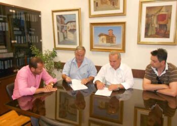 Υπογράφτηκε η σύμβαση έργου για σύνδεση οικισμών  με τον Βιολογικό της Καστοριάς