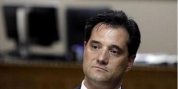 Έλεγχο «πόθεν έσχες» των διοικητών του ΕΣΥ από το 2000 ζητεί ο Γεωργιάδης