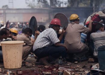 Αίγυπτος: Στο αίμα βάφτηκε η «πορεία οργής» των Αδελφών Μουσουλμάνων