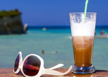 Mέχρι πόσους καφέδες μπορείς να πίνεις κάθε μέρα;