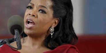 «Θύμα ρατσισμού» η Όπρα Γουίνφρι στην Ελβετία, εν μέσω απολογιών