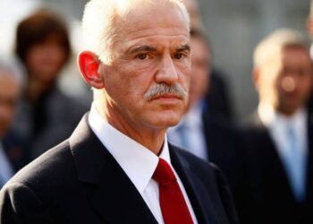 Γ. ΠΑΠΑΝΔΡΕΟΥ: «Θα επιδιώξει να αποκαταστήσει το όνομά του» – Ετοιμάζει και βιβλίο