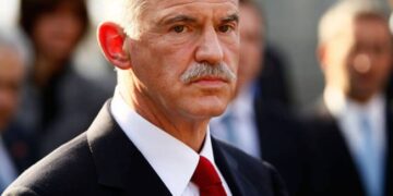 Γ. ΠΑΠΑΝΔΡΕΟΥ: «Θα επιδιώξει να αποκαταστήσει το όνομά του» – Ετοιμάζει και βιβλίο