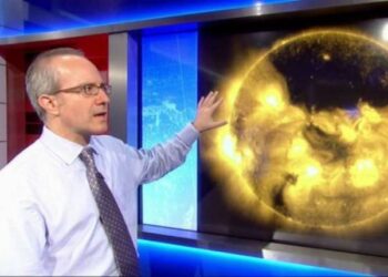 Tρέμουν οι επιστήμονες: Τεράστιο κομμάτι Ήλιου κατευθύνεται στη Γη