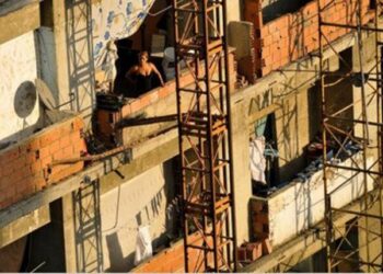 Δείτε το μεγαλύτερο άνδρο εγκληματιών και βιαστών στον κόσμο (vid)