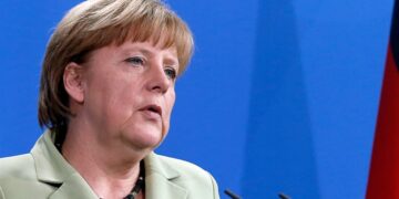 Μέρκελ: Πρέπει να δώσουμε χρόνο στην Ελλάδα