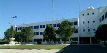 Σάλος στην Κύπρο: Πάρτι αστυνομικών με κρατούμενους και χορεύτριες στο κελί!